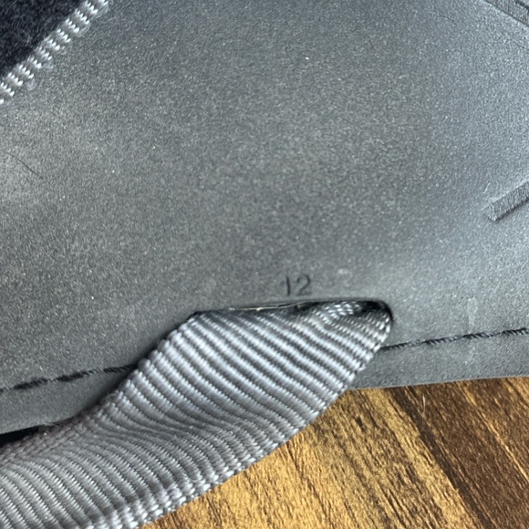 Men’s Size 12 - Combat Flip Flops - Picture 2 of 3